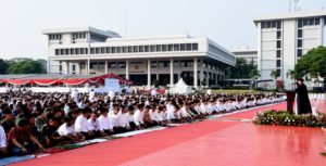 Panglima TNI Sholat Idul Fitri 1439 H Bersama Ribuan Prajurit TNI dan Masyarakat  
