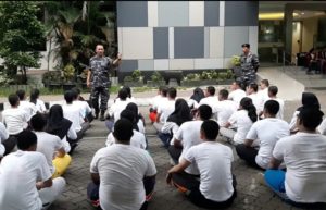  Kadispotmar Lantamal III Jakarta, Mengajak Siswa-Siswi SMAN 12 Untuk Mencintai Bahari