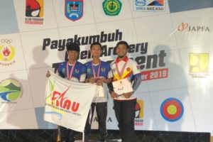 4 Medali di Raih Atlet Panah Binaan Korem 032/Wrb Pada Open Tournament Payakumbuh