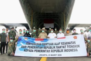 Menhan RI: Terimakasih Pada TNI Yang Telah Kerja Keras Membawa Alat Kesehatan