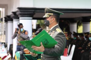 KASAD Jendral Andika Lantik 583 Perwira Lulusan Diktukpasus TNI AD