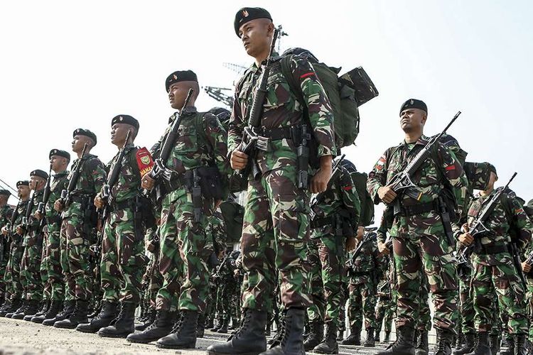 KASAD Jendral Andika berangkatkan Para Prajurit TNI AD Bantu Korban Bencana Bencana Alam