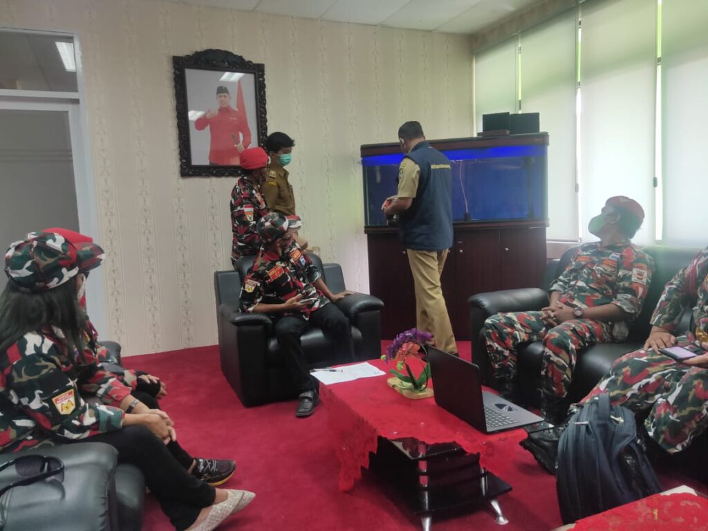 Brigade 17 Mabes Laskar Merah Putih H.Adek Efril Manurung SH Kunjungi Wakil Walikota Bekasi