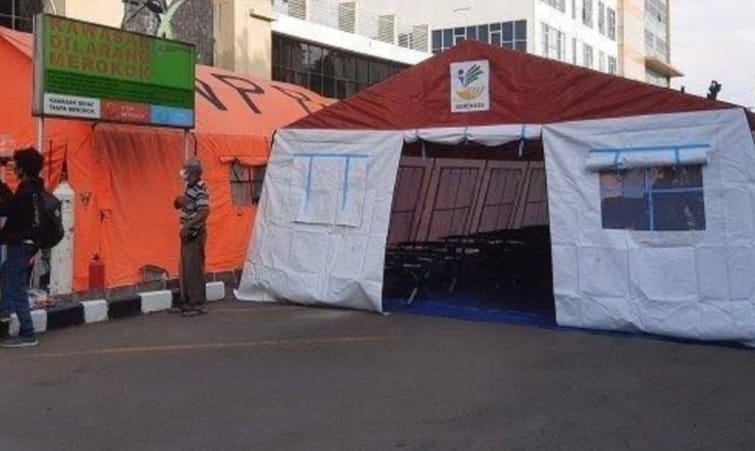 Kasus Covid-19 Menurun Tenda Darurat di RSUD Kota Bekasi di Bongkar