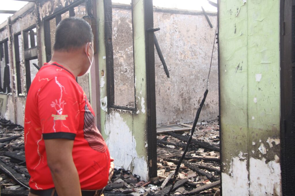 Tri Adhianto Turun Langsung Kelokasi Sekolah SMP Islam Roudotul Jannah yang Kebakaran