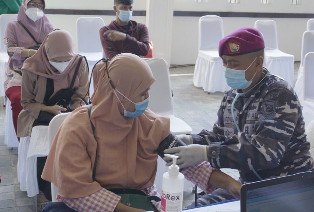 HUT ke-76 TNI AL Korps Marinir Gandeng RS Dharmais Gelar Vaksinasi Untuk Masyarakat Umum